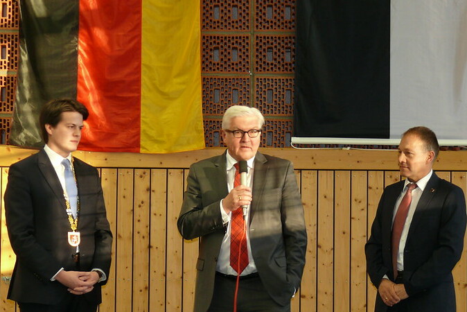 Hans-Peter Storz mit Frank-Walter Steinmeier und Tengener Bürgermeister Marian Schreier